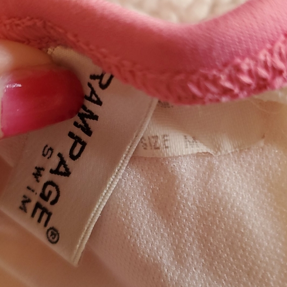 2 Bikini Tops - Picture 4 of 7